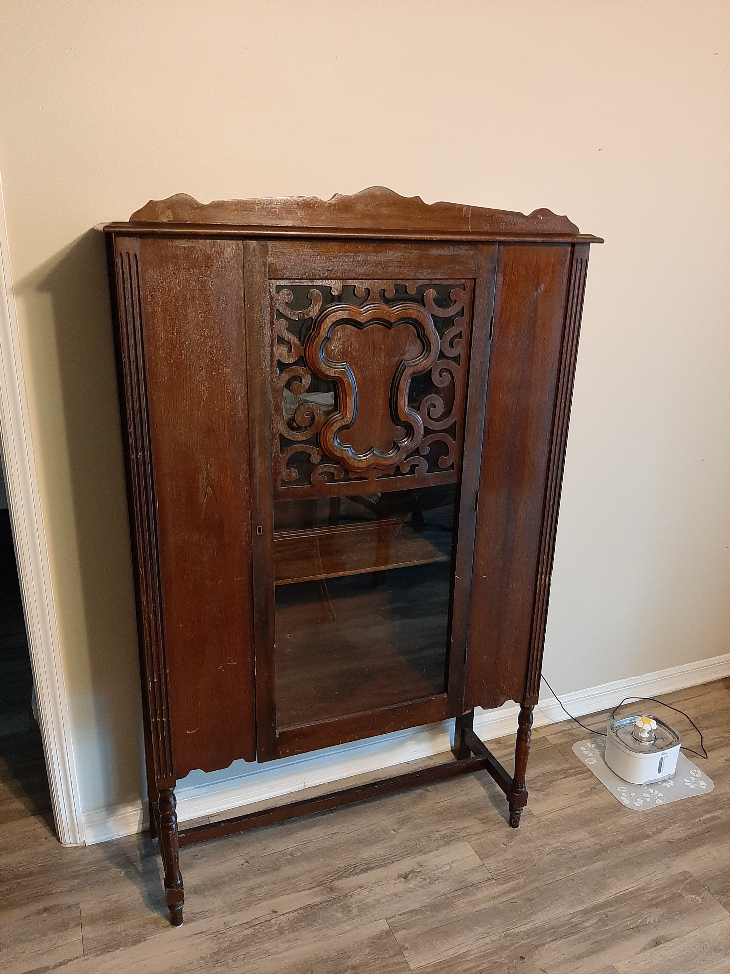 antique-reaser-furniture-co-mahogany-1920-s-curio-cabinet-pattern-no